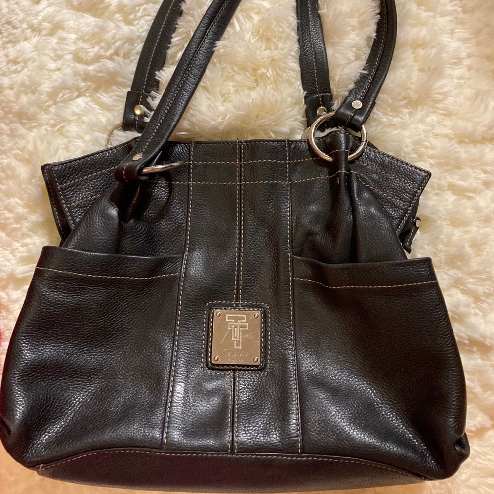TIGNANELLO  Black Pebble Leather Bag
